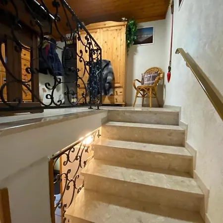 Lowbudget In Apartment Erwitte